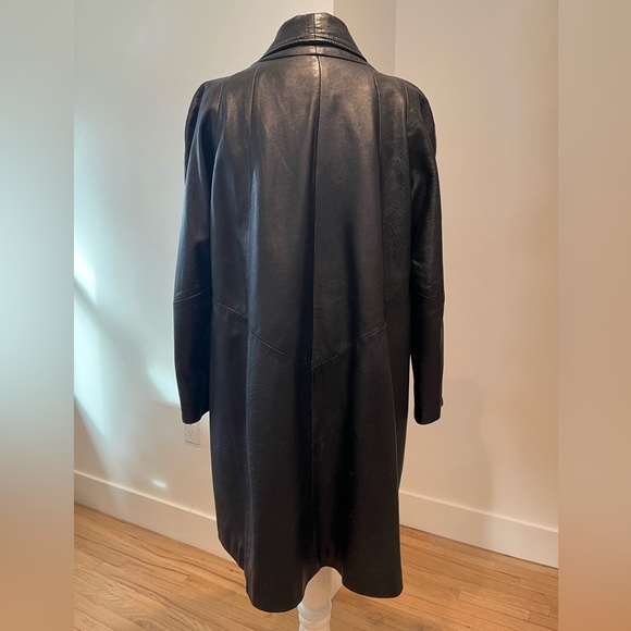 Vintage leather coat - Picture 4 of 8